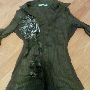 NWOT Maurice's Button Up Top Size S